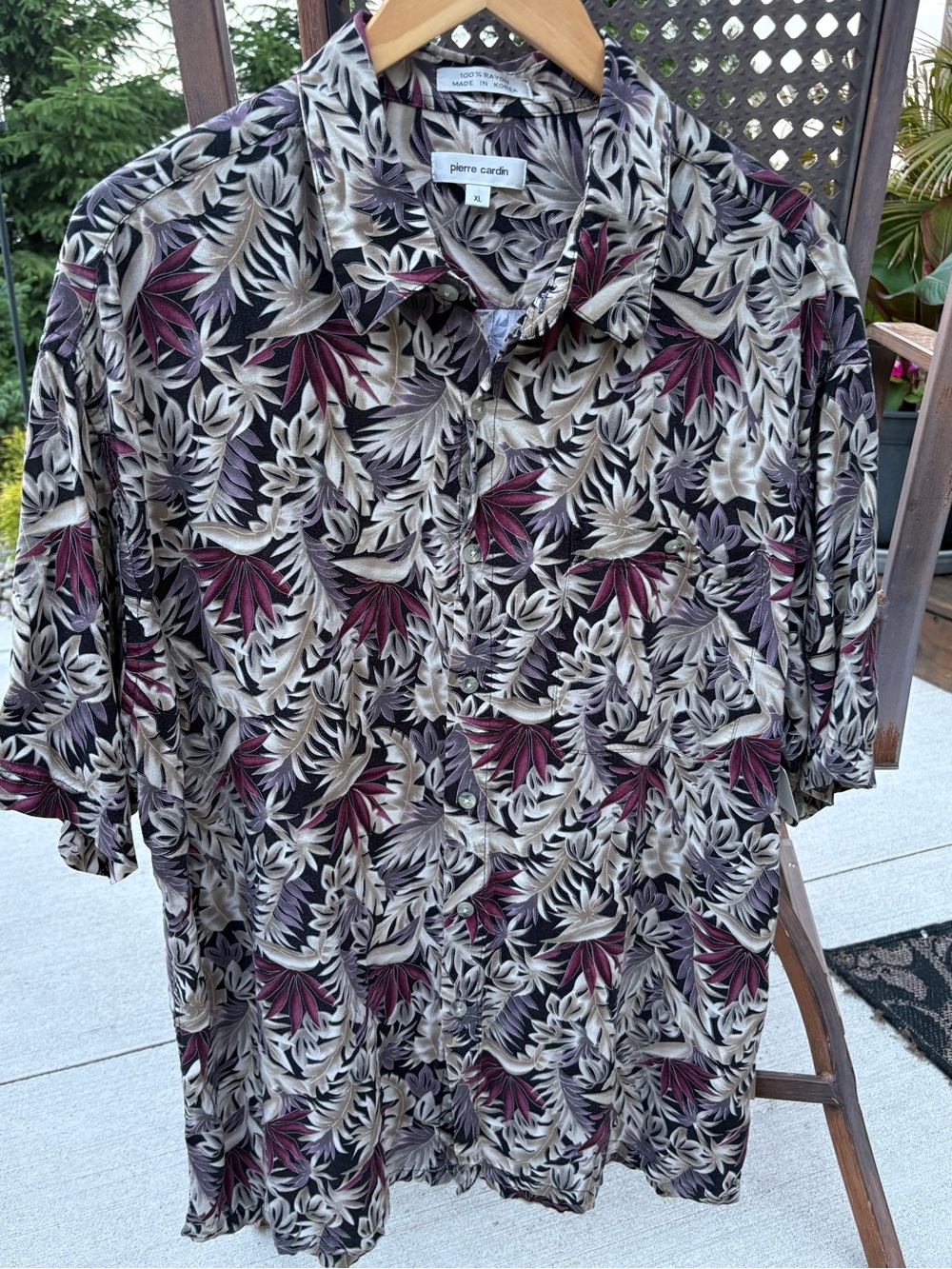 Pierre Cardin Men's cream & Burgundy Tropical Print Button-Up Shirt